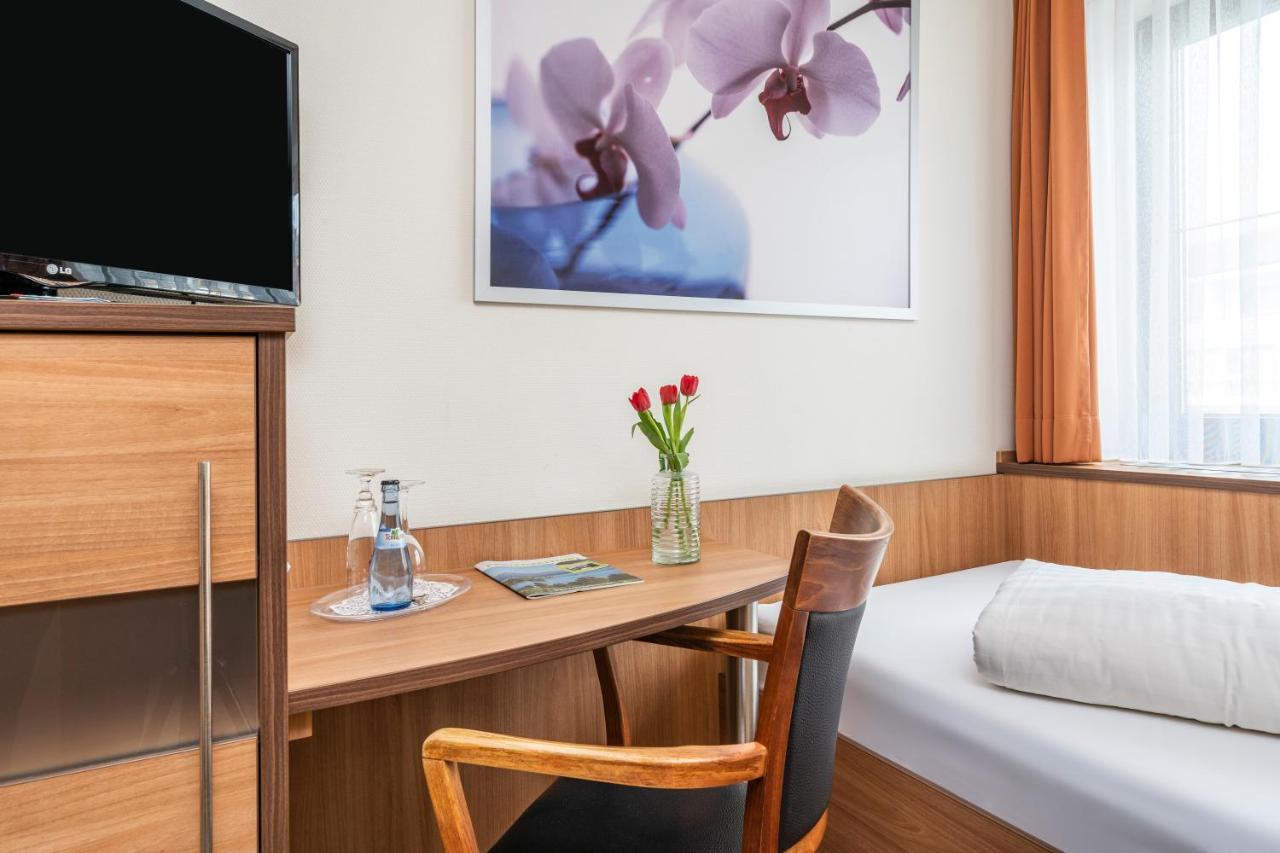 Hotel Hagnauer Hof Bagian luar foto